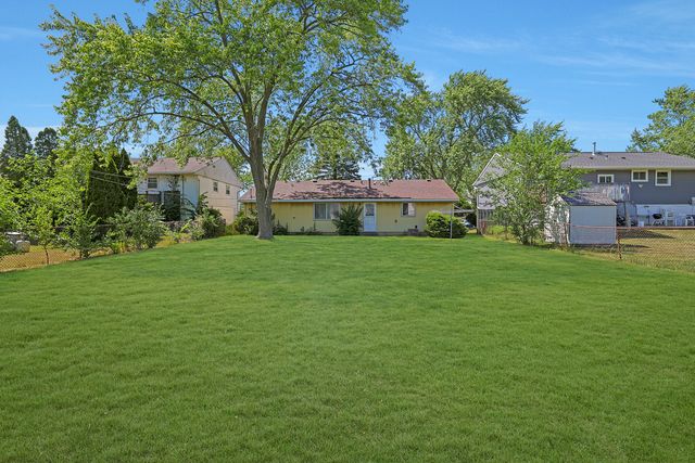 419 Waverly Avenue, Streamwood, IL 60107