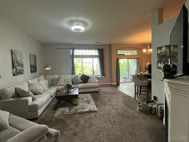 7750 Bridge Point Drive, Green Twp, OH 45248