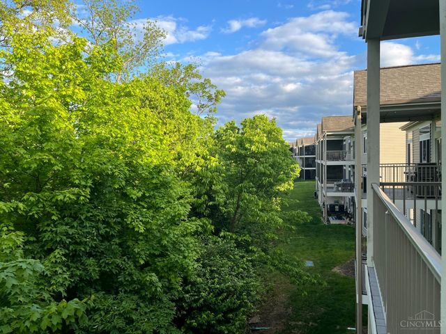 7750 Bridge Point Drive, Green Twp, OH 45248