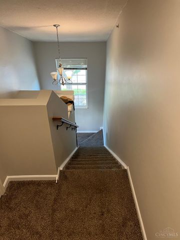 7750 Bridge Point Drive, Green Twp, OH 45248