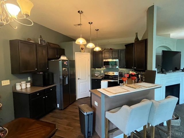 7750 Bridge Point Drive, Green Twp, OH 45248