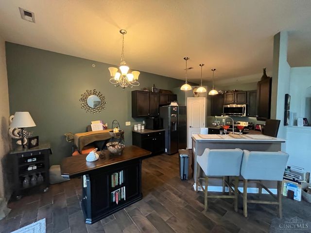 7750 Bridge Point Drive, Green Twp, OH 45248