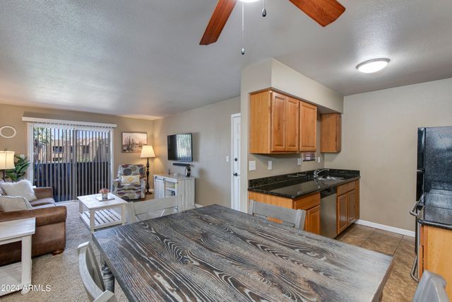 5877 N GRANITE REEF Road 2225, Scottsdale, AZ 85250