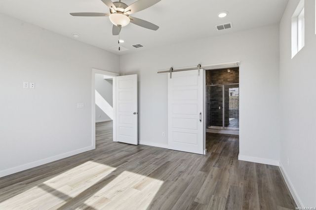 124 Lucy Landing, San Antonio, TX 78253