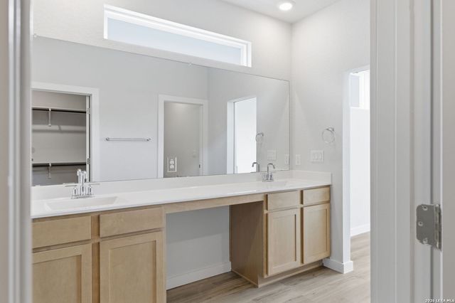 124 Lucy Landing, San Antonio, TX 78253