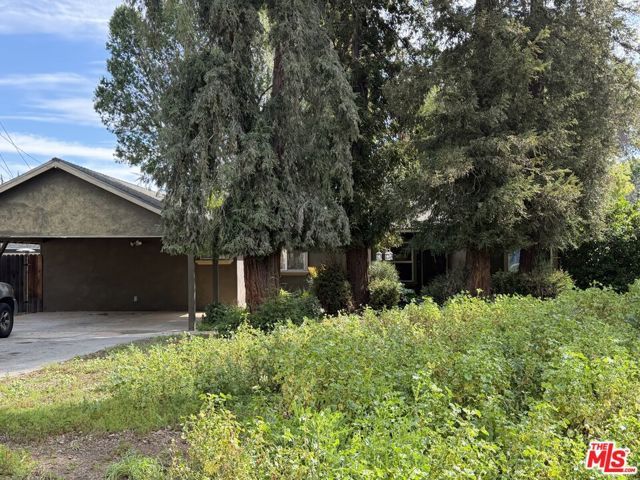8450 Melvin Avenue, Northridge (los Angeles), CA 91324