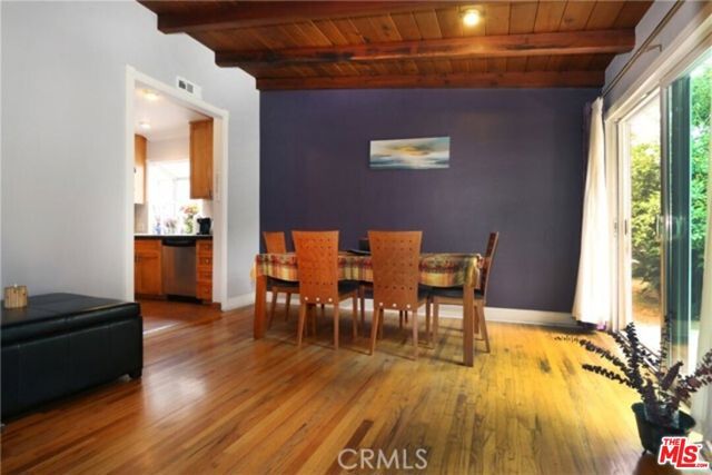 8450 Melvin Avenue, Northridge (los Angeles), CA 91324