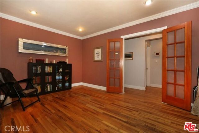 8450 Melvin Avenue, Northridge (los Angeles), CA 91324