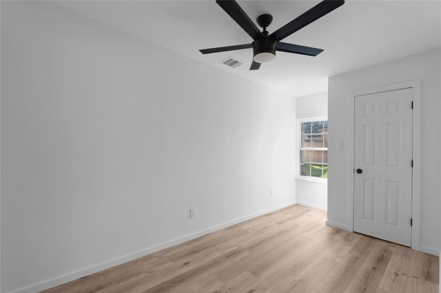 4623 Orange Street, Bacliff, TX 77518