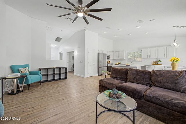 1743 E BRANHAM Lane, Phoenix, AZ 85042