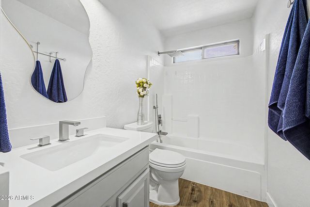 1743 E BRANHAM Lane, Phoenix, AZ 85042