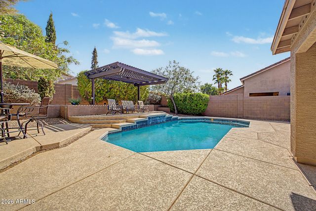 1743 E BRANHAM Lane, Phoenix, AZ 85042