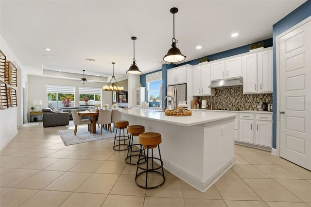 5518 SPANISH MOSS COVE, Bradenton, FL 34203