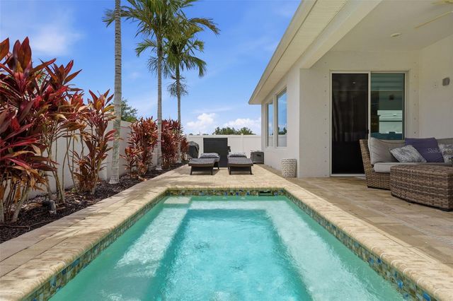 5518 SPANISH MOSS COVE, Bradenton, FL 34203