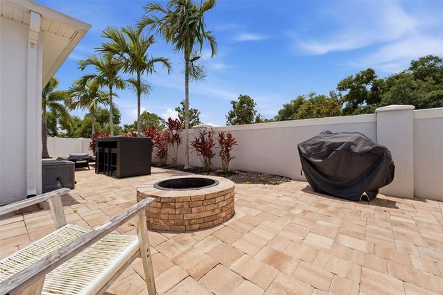 5518 SPANISH MOSS COVE, Bradenton, FL 34203