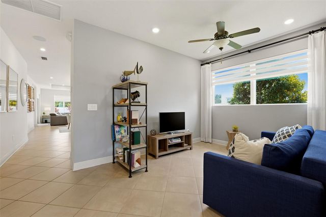 5518 SPANISH MOSS COVE, Bradenton, FL 34203