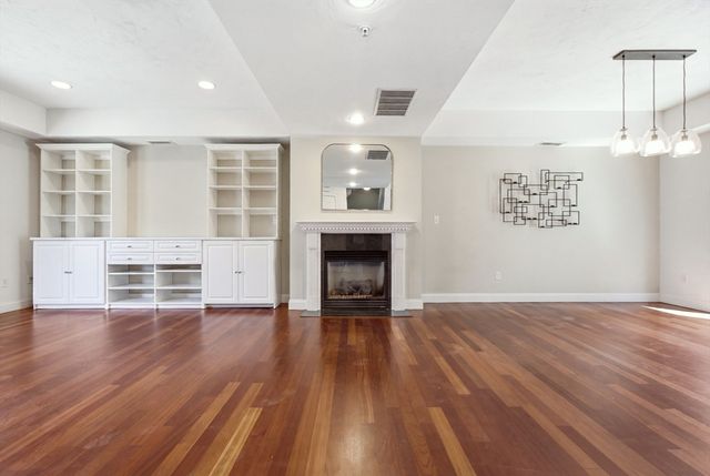 218 South 9, Waltham, MA 02453