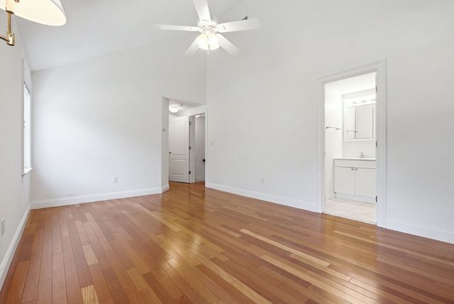 218 South 9, Waltham, MA 02453