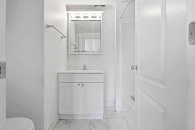 218 South 9, Waltham, MA 02453