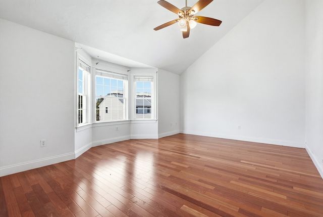 218 South 9, Waltham, MA 02453