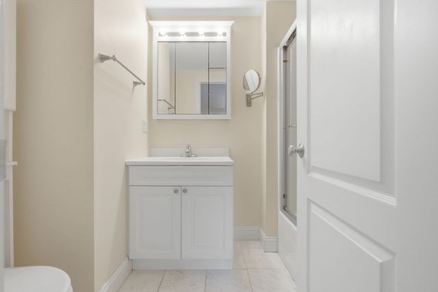 218 South 9, Waltham, MA 02453