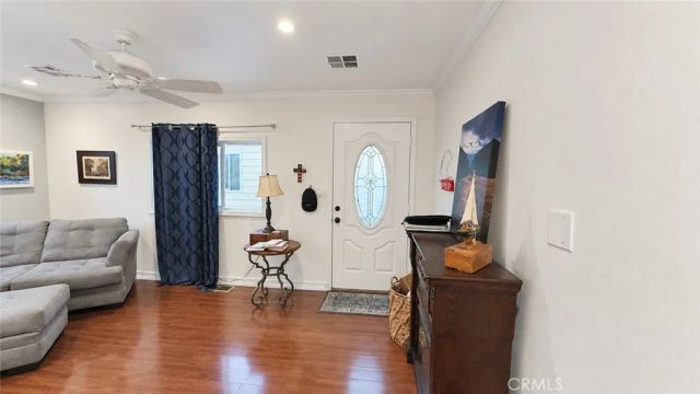 525 Fairfax, Costa Mesa, CA 92627