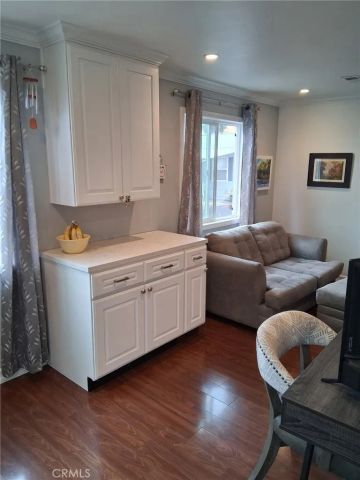 525 Fairfax, Costa Mesa, CA 92627