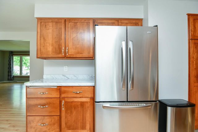 1421 ARGONNE DRIVE, Green Bay, WI 54304