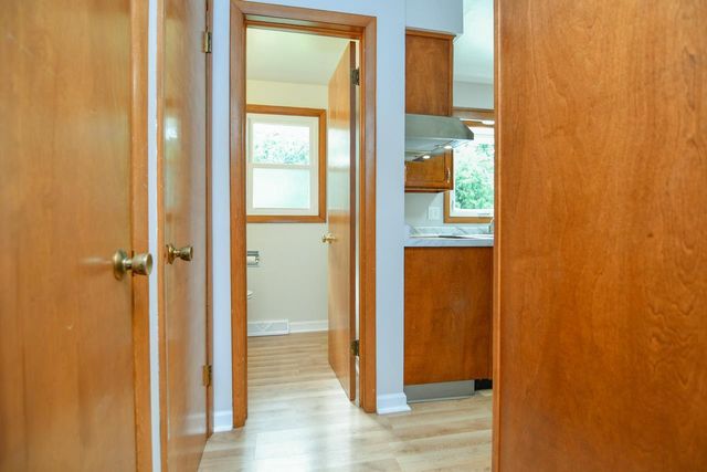 1421 ARGONNE DRIVE, Green Bay, WI 54304