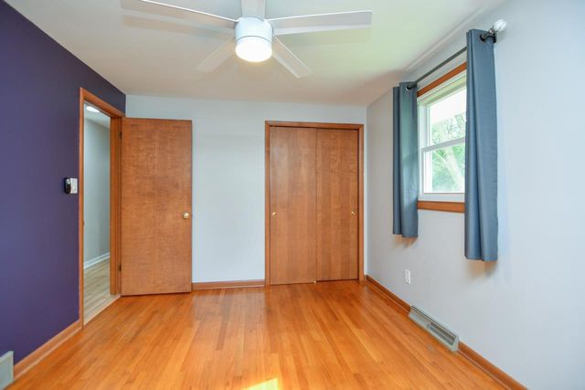 1421 ARGONNE DRIVE, Green Bay, WI 54304