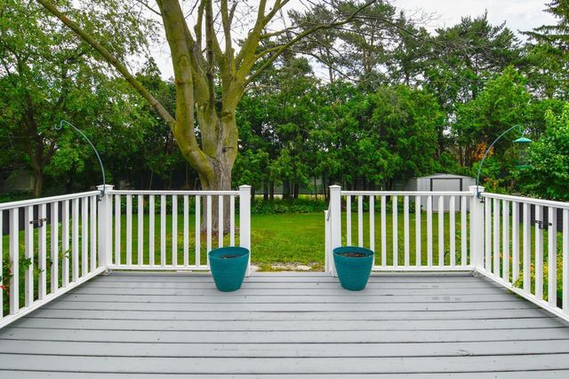 1421 ARGONNE DRIVE, Green Bay, WI 54304