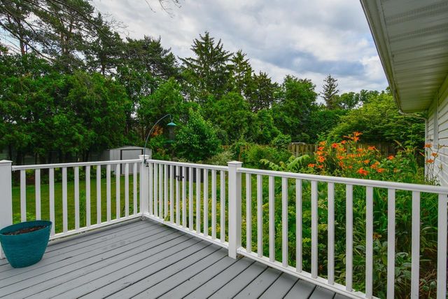 1421 ARGONNE DRIVE, Green Bay, WI 54304