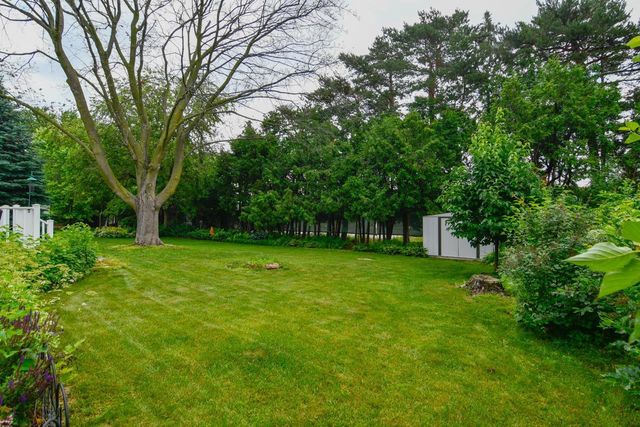 1421 ARGONNE DRIVE, Green Bay, WI 54304