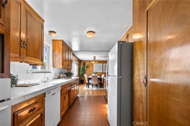 2306 La Sierra Way, Claremont, CA 91711