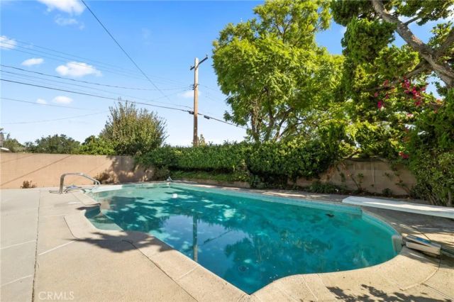 2306 La Sierra Way, Claremont, CA 91711