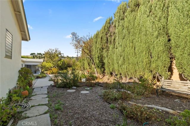 2306 La Sierra Way, Claremont, CA 91711