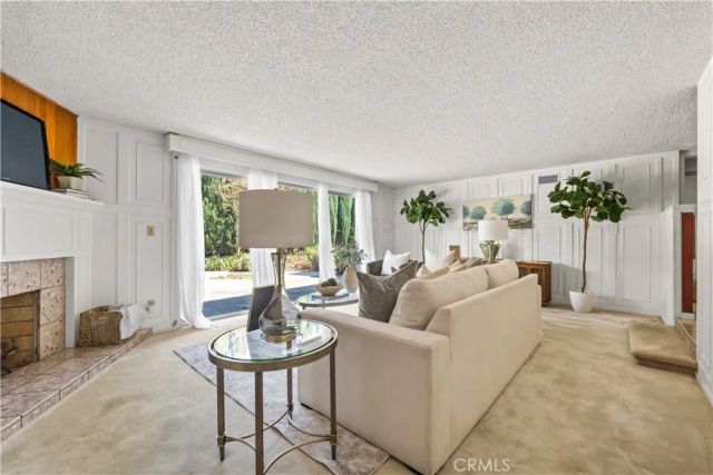 2306 La Sierra Way, Claremont, CA 91711