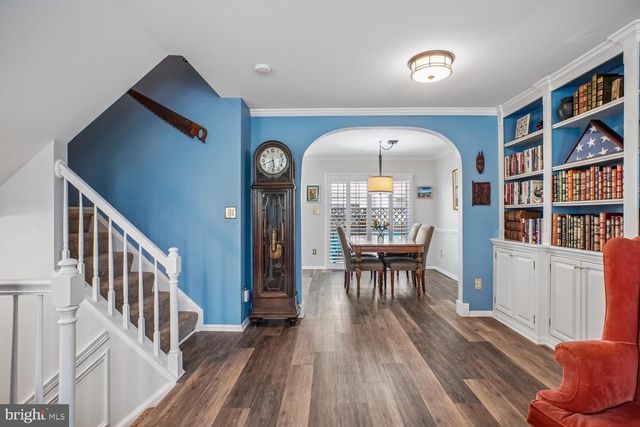 2408 GARNETT DR, Alexandria, VA 22311