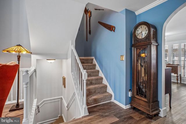 2408 GARNETT DR, Alexandria, VA 22311