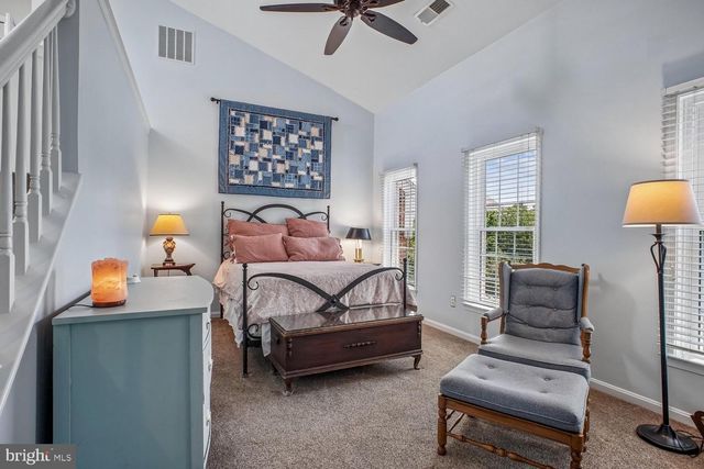 2408 GARNETT DR, Alexandria, VA 22311