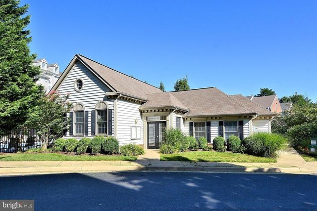 2408 GARNETT DR, Alexandria, VA 22311