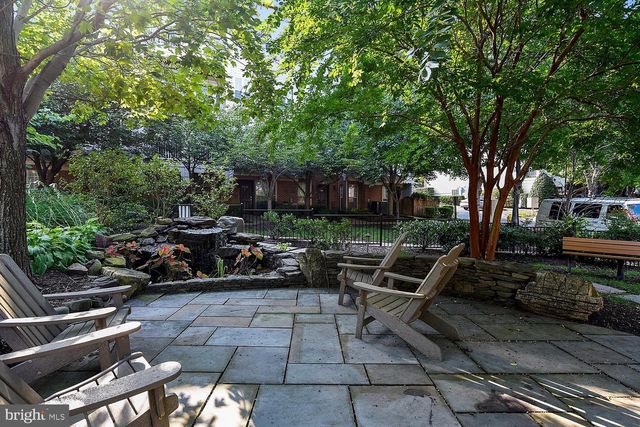 2408 GARNETT DR, Alexandria, VA 22311