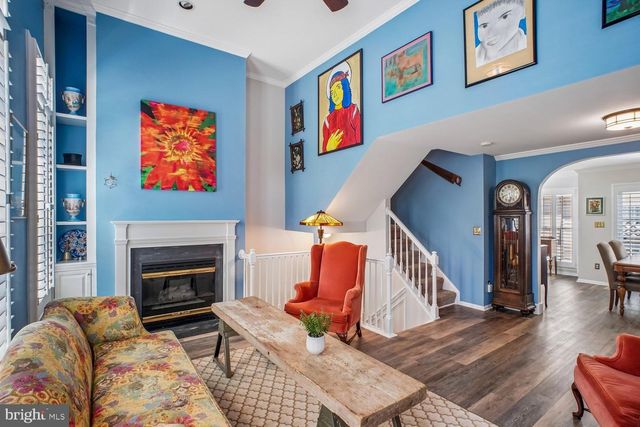 2408 GARNETT DR, Alexandria, VA 22311