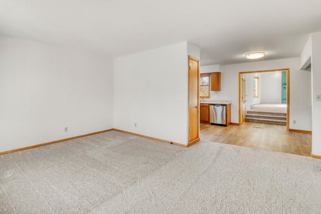 1119 Elm Street S, Moorhead, MN 56560