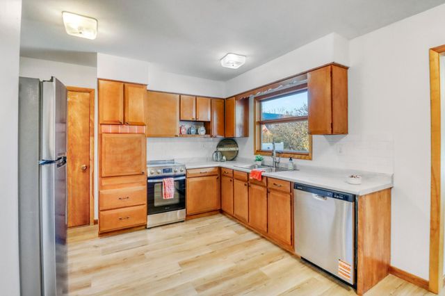 1119 Elm Street S, Moorhead, MN 56560