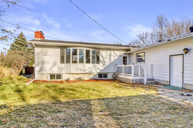 1119 Elm Street S, Moorhead, MN 56560