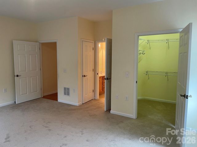513 26th Avenue NE, Hickory, NC 28601