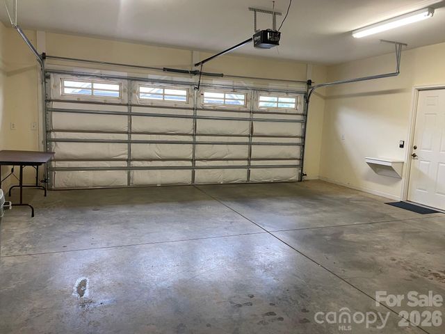 513 26th Avenue NE, Hickory, NC 28601