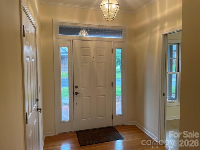 513 26th Avenue NE, Hickory, NC 28601