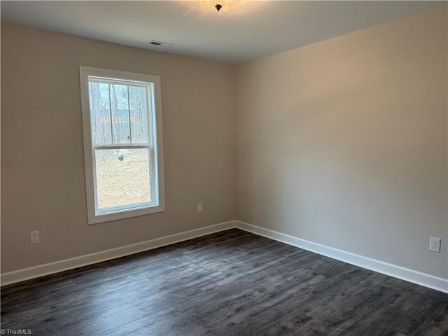 186 Holland Lane, Thomasville, NC 27360